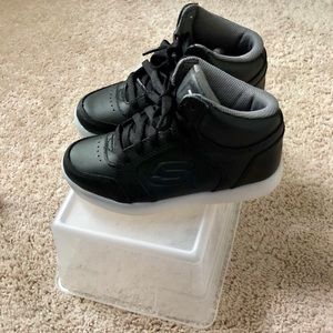 NEW! Skechers light up sneakers